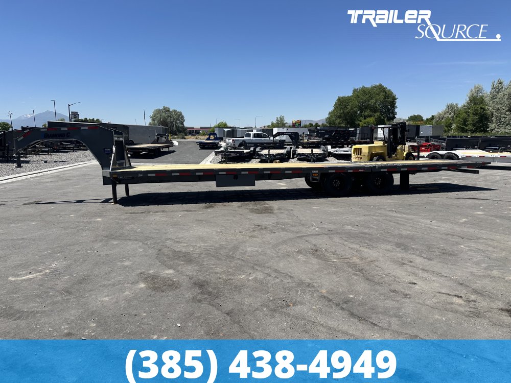 8.5x35 Diamond C FMAX-HDT 212 25.9K Hydraulic Dovetail Gooseneck