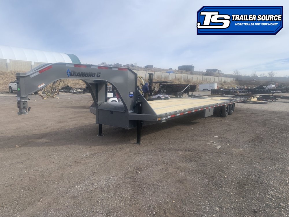 8.5x40 Diamond C FMAX-HDT 216 Gooseneck Hydraulic Dovetail Equipment