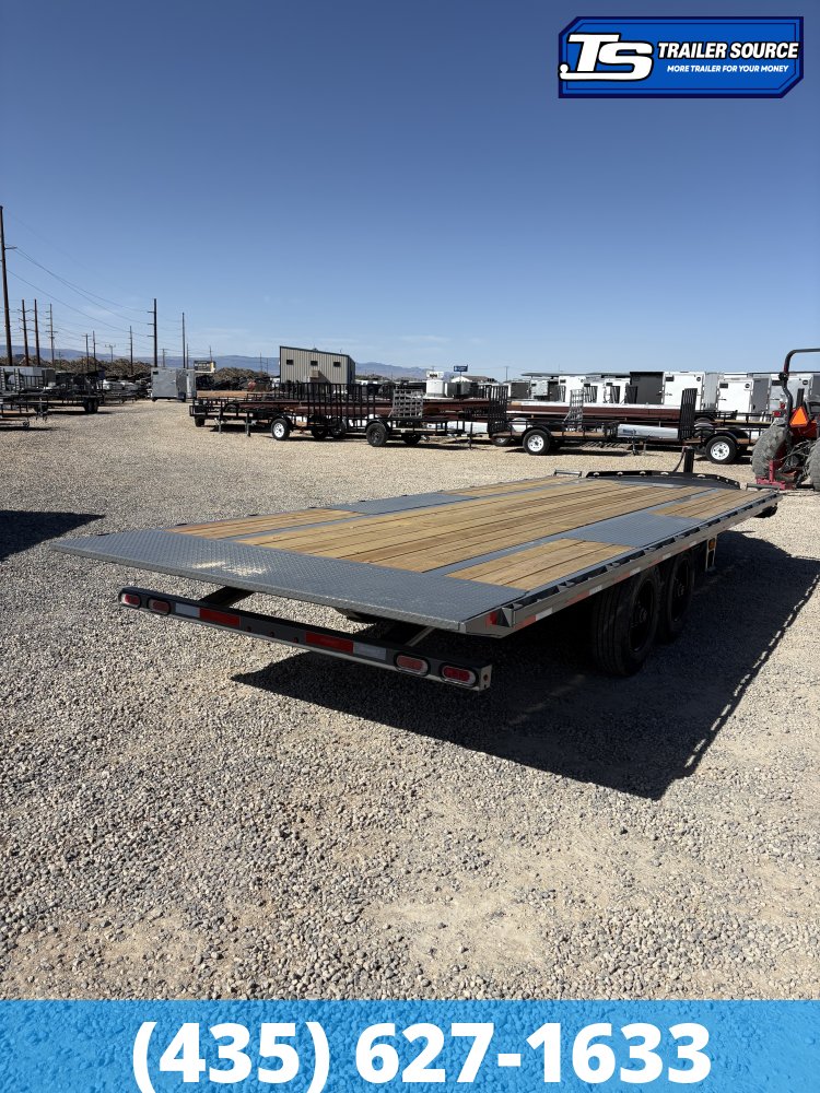 8.5x22 Diamond C DET 210 Deckover Tilt Trailer - 23K GVWR - Hydraulic Jack(s), Winch Plate