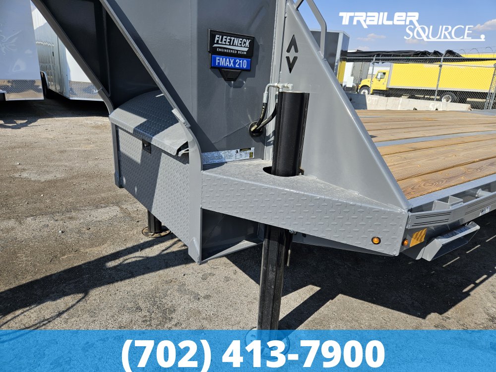 8.5x35 Diamond C FMAX HDT 35' 25K Hydraulic Dovetail Gooseneck