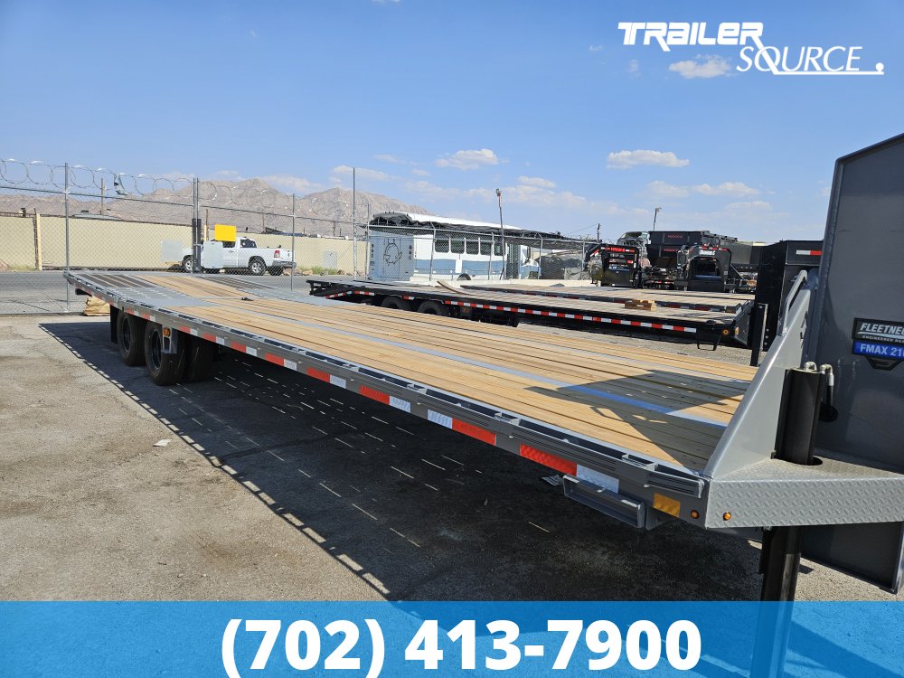 8.5x35 Diamond C FMAX HDT 35' 25K Hydraulic Dovetail Gooseneck