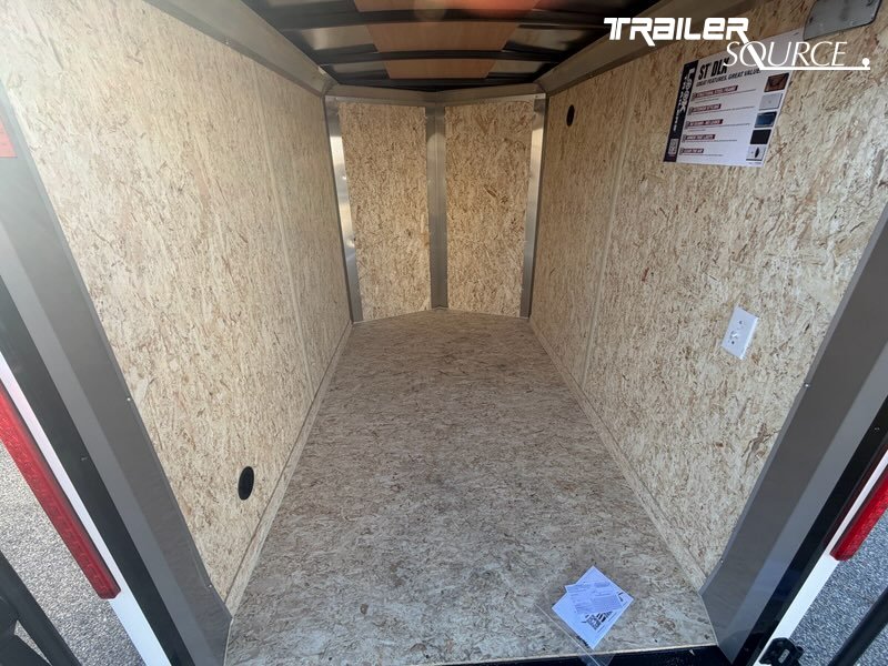 5x8 Look ST DLX  Enclosed Cargo