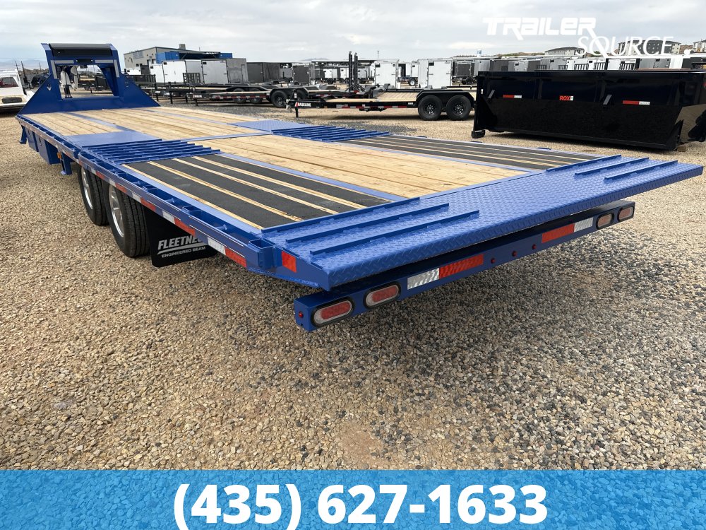 8.5x32 Diamond C FMAX-HDT 212 25.9K Hydraulic Dovetail Gooseneck