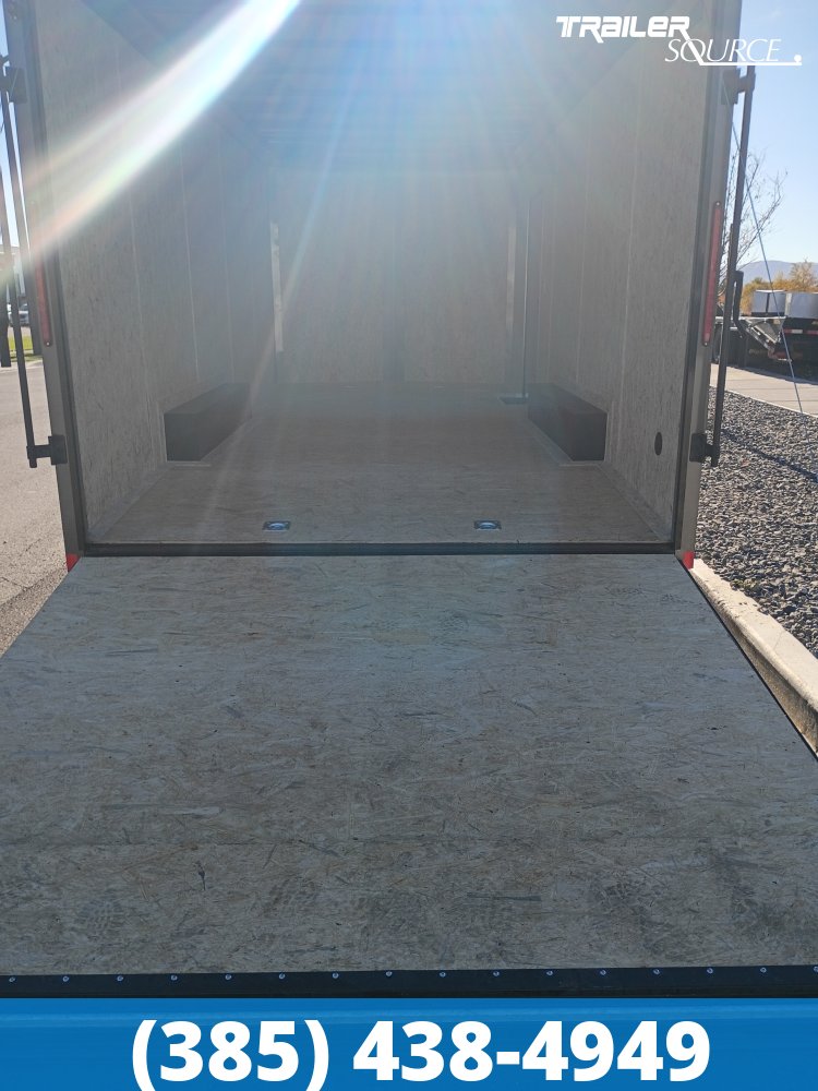 8.5x20 Look ST DLX 7'0" Interior 7K Tandem Axle Enclosed Cargo