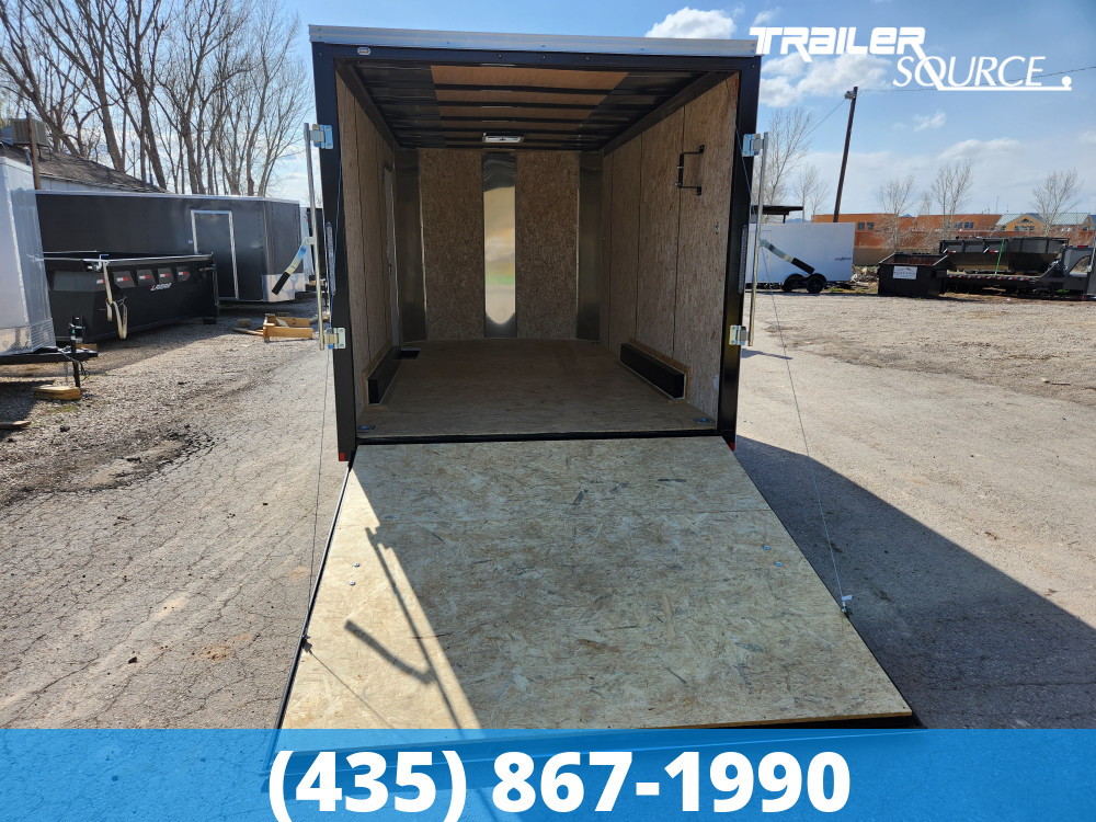 7.5x16 Mirage Xpres Side by Side Pkg 7'0" Interior 7K Side by Side Pkg Enclosed Cargo