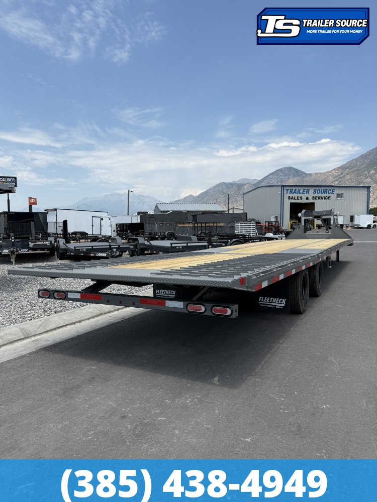 8.5x40 Diamond C FMAX-HDT 212 Pacesetter Pkg Pacesetter Pkg Gooseneck Hydraulic Dovetail Equipment Trailer - 25.9K GVWR -