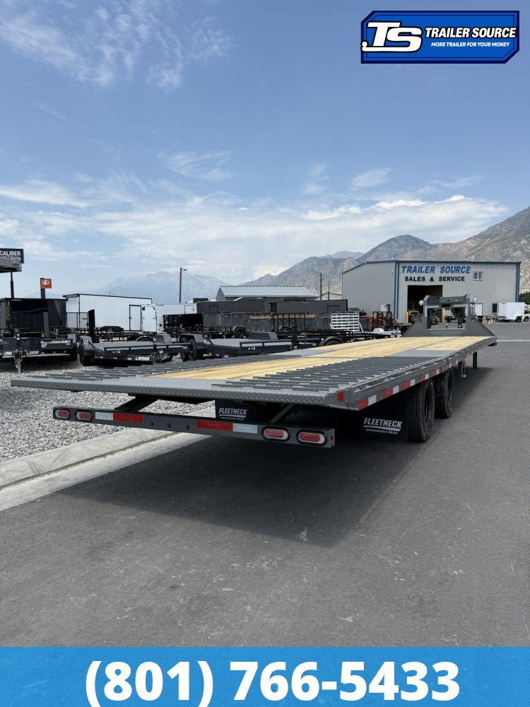 8.5x40 Diamond C FMAX-HDT 212 Pacesetter Pkg Pacesetter Pkg Gooseneck Hydraulic Dovetail Equipment Trailer - 25.9K GVWR -