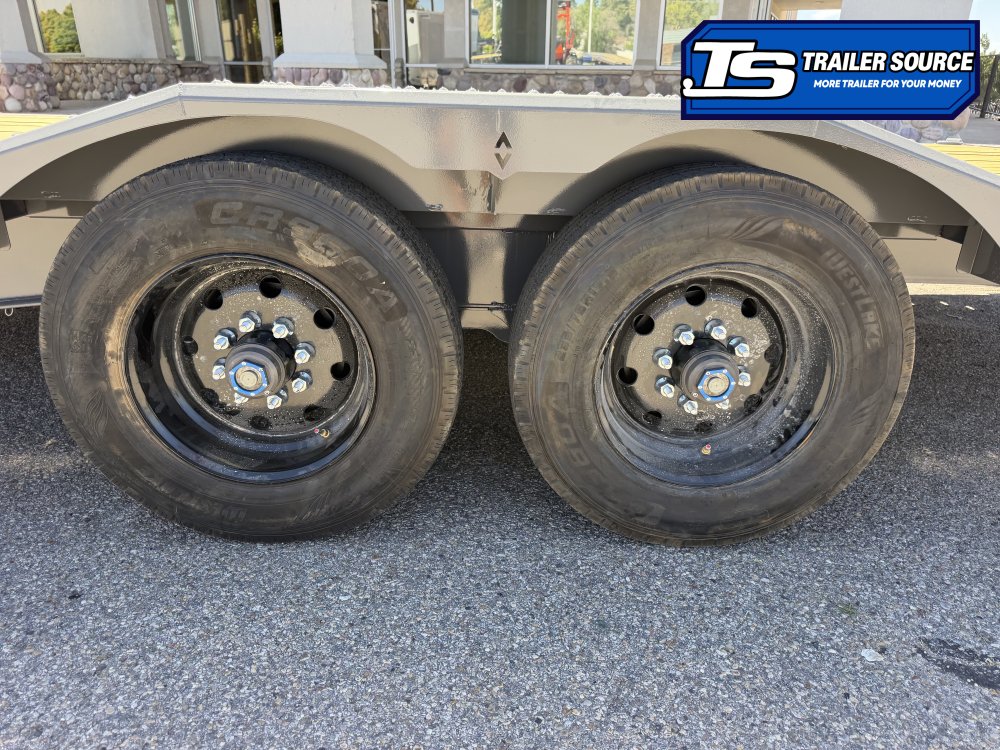 8.5x22 Diamond C HXD 210 Wide Body w/ Drive Over Fenders Tilt Trailer - 23K GVWR - Hydraulic Jack(s)