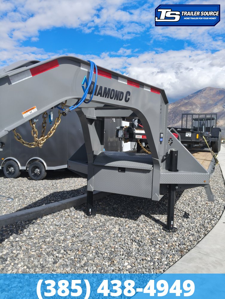 8.5x40 Diamond C FMAX-HDT 216 Gooseneck Hydraulic Dovetail Equipment