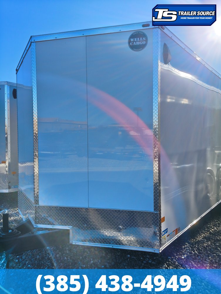 8.5x24 Wells Cargo Fast Trac Deluxe Enclosed Cargo