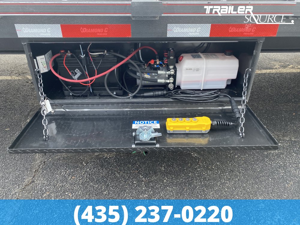 8.4x40 Diamond C FMAX-HDT 212 25.9K Hydraulic Dovetail Gooseneck