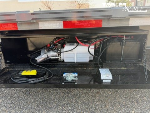 8.5x24 Diamond C DET 207 Deckover Tilt