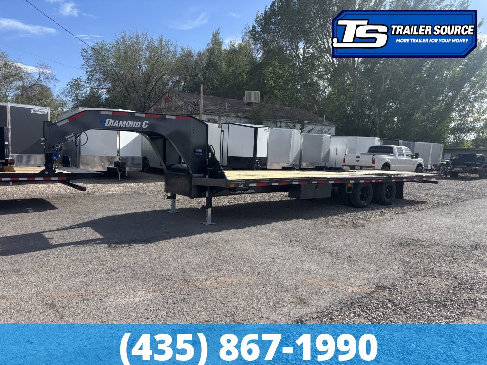 8.5x30 Diamond C FMAX-HDT 210 Gooseneck Hydraulic Dovetail Equipment