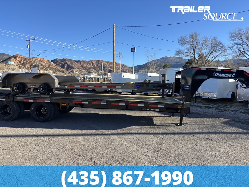 8.5x30 Diamond C FMAX-HDT 210 25K Hydraulic Dovetail Gooseneck