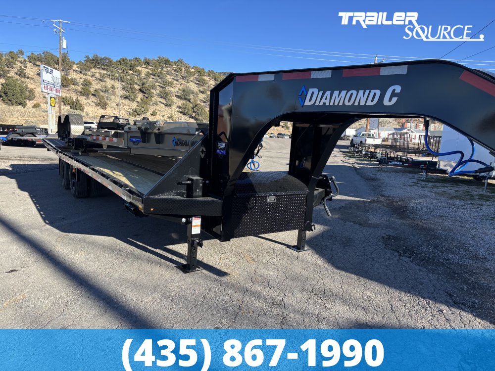 8.5x30 Diamond C FMAX-HDT 210 25K Hydraulic Dovetail Gooseneck