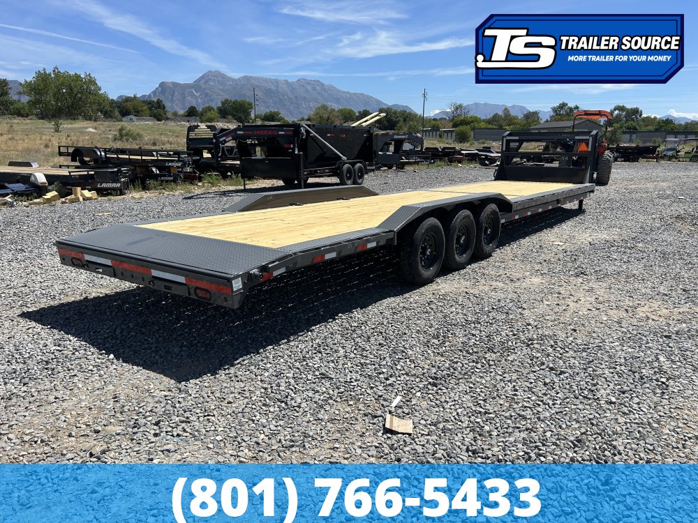 8.5'x40' Lamar H8 Gooseneck Wide Body w/ Drive Over Fenders Equipment Trailer - 21K GVWR -