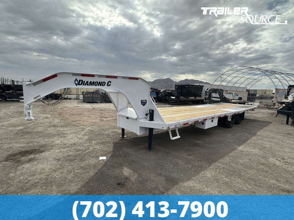 8.5x32 Diamond C FMAX-HDT 212 25.9K Hydraulic Dovetail Gooseneck