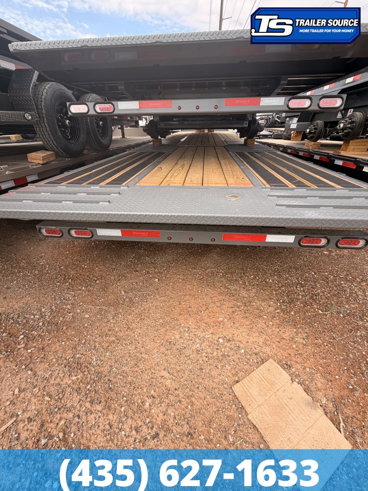 8.5x35 Diamond C FMAX-HDT 210 Gooseneck Hydraulic Dovetail Equipment Trailer - 25K GVWR -