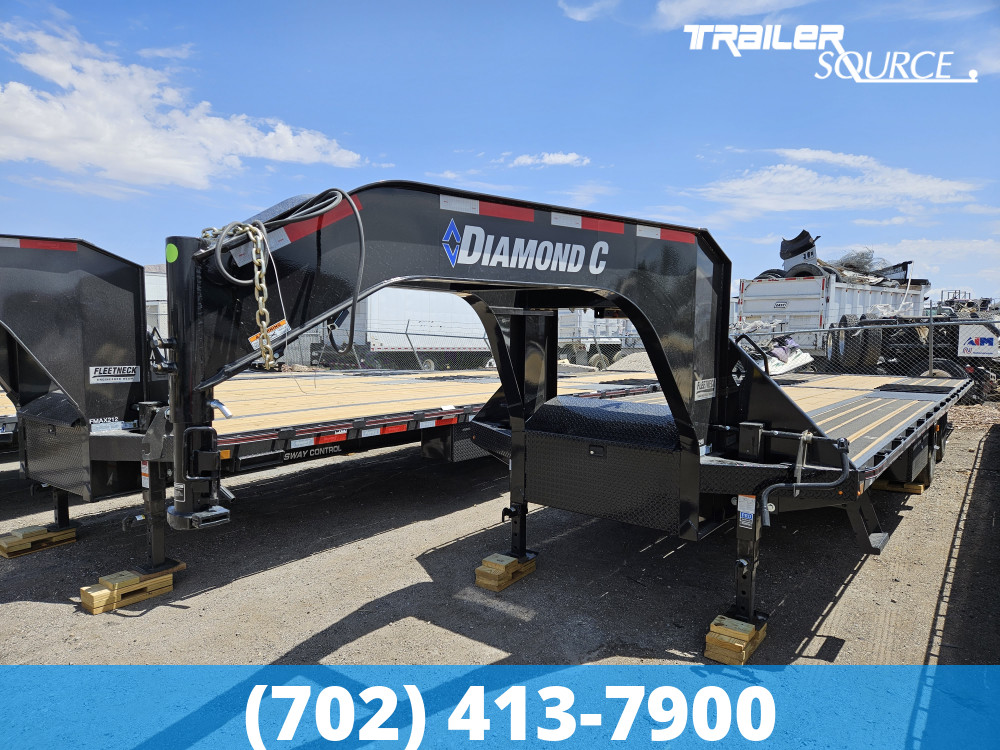 8.5x30 Diamond C FMAX HDT 30' 25K Hydraulic Dovetail Gooseneck