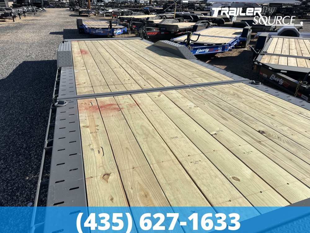 8.5x24 Diamond C HXD 208 18K Extra Wide Tilt