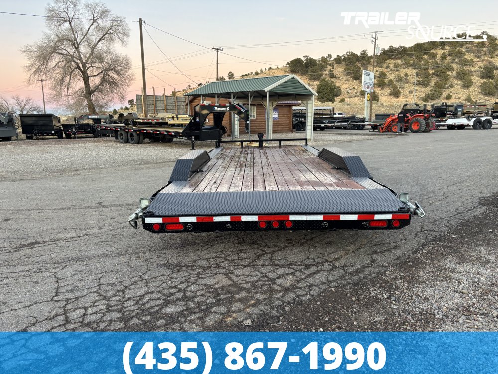 8.5x22 PJ Trailers Flatbed Car Hauler