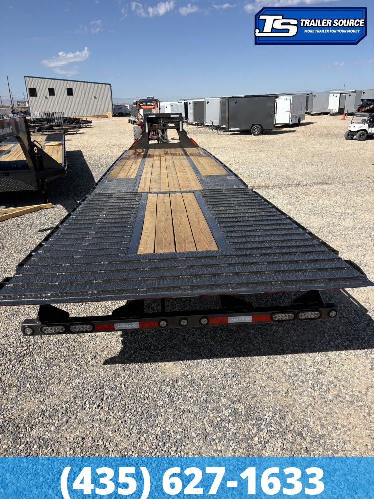 8.5x36 Maxx-D YDX Gooseneck Hydraulic Dovetail Equipment Trailer - 30K GVWR - Hydraulic Jack(s)