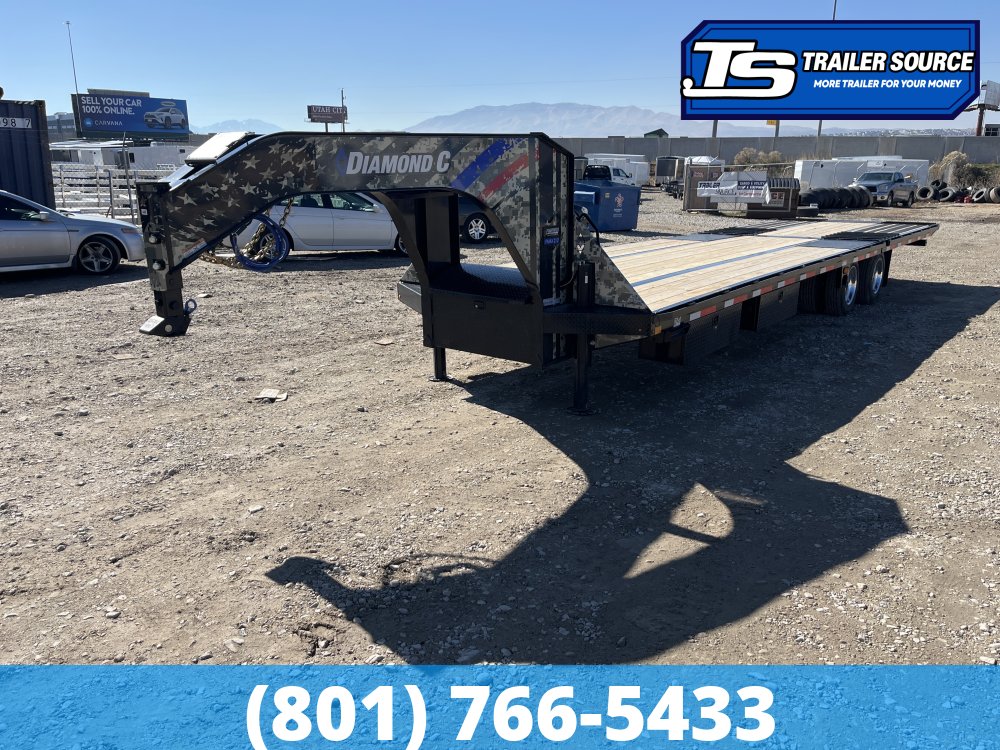 8.5x32 Diamond C FMAX-HDT 212 Gooseneck Hydraulic Dovetail Equipment Trailer - 25.9K GVWR - 17.5" HD Wheels, 18 Ply Tires, Aluminum Outer Wheels, Custom Graphics, Hydraulic Jack(s)