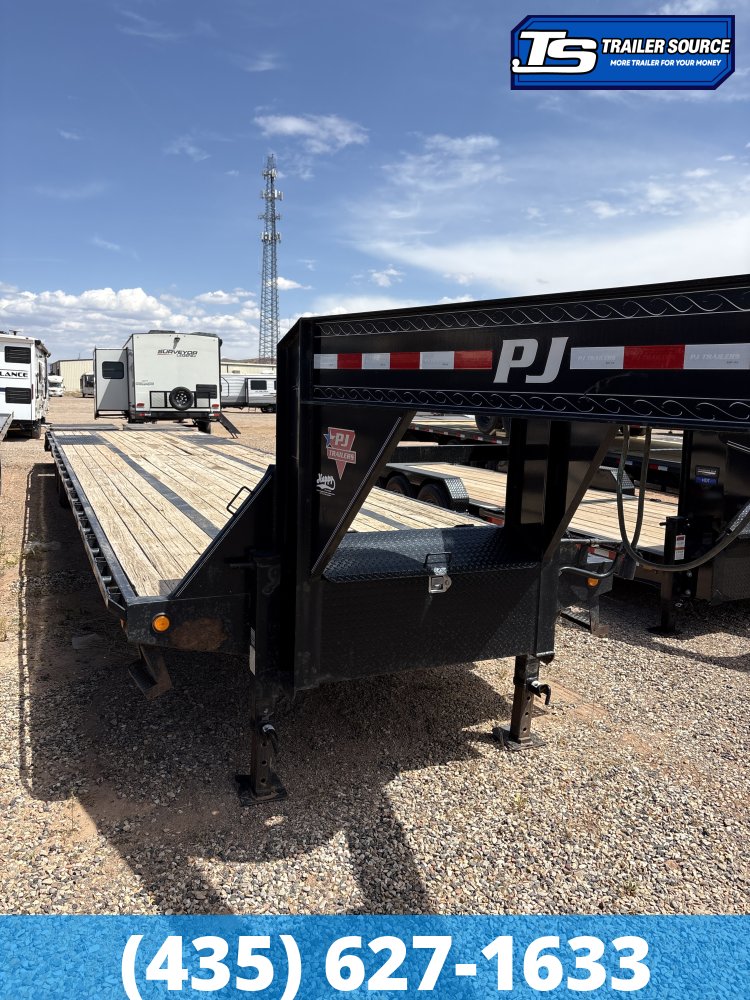 8.5x40 PJ Trailers Gooseneck Air Ride Equipment Trailer - 25.9K GVWR - Air Ride