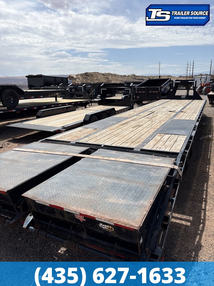 8.5x40 PJ Trailers Gooseneck Air Ride Equipment Trailer - 25.9K GVWR - Air Ride