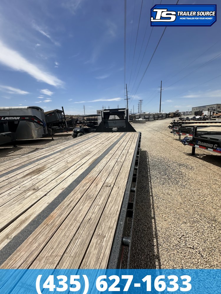 8.5x40 PJ Trailers Gooseneck Air Ride Equipment Trailer - 25.9K GVWR - Air Ride