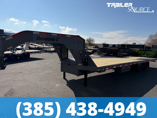 8.5x32 Diamond C FMAX-HDT 212 25.9K Hydraulic Dovetail Gooseneck