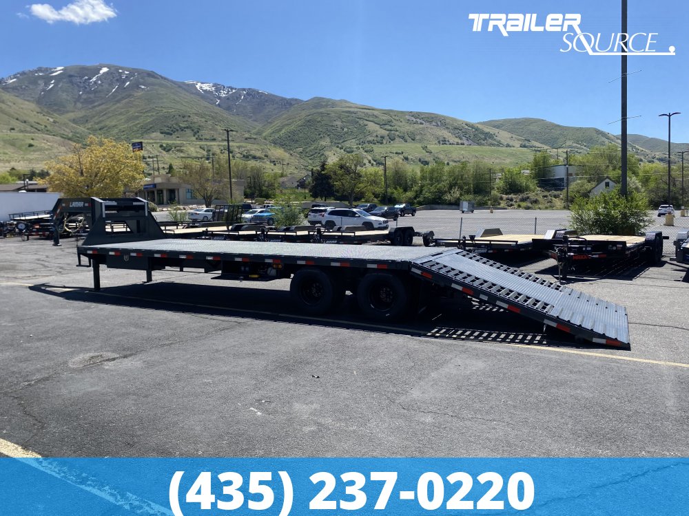 8.5x32 Lamar FD Gooseneck 32' 24K Hydraulic Dovetail Gooseneck