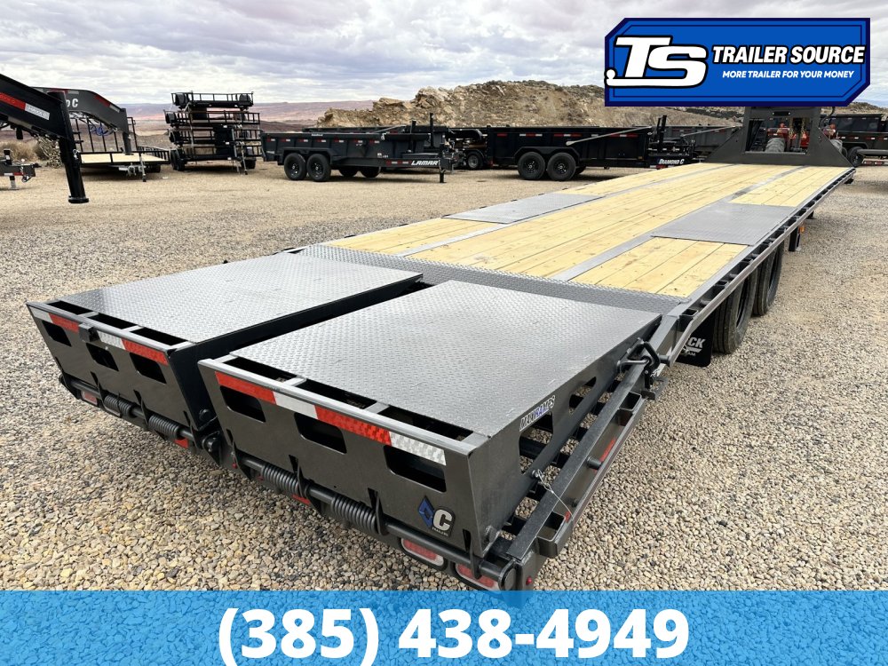 8.5x38 Diamond C FMAX 212 Gooseneck Equipment Trailer -  25.9K GVWR - Hydraulic Jack(s)