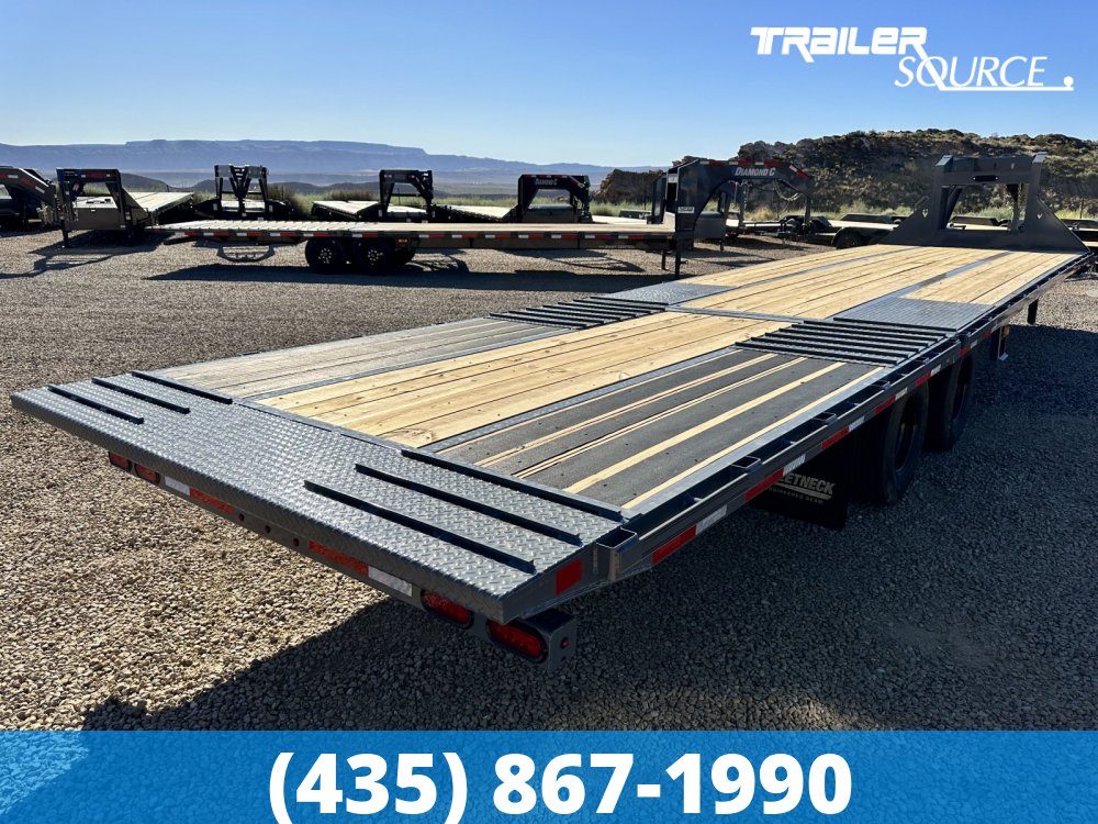 8.5x35 Diamond C FMAX HDT 35' 25.9K Hydraulic Dovetail Gooseneck