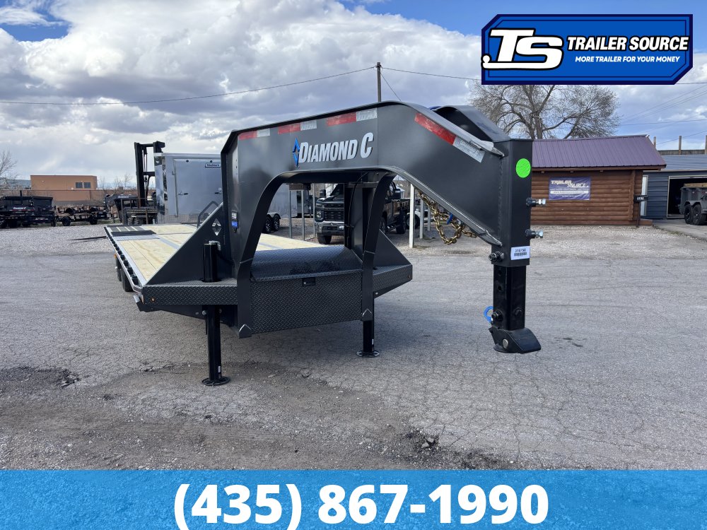 8.5x32 Diamond C FMAX-HDT 212 Gooseneck Hydraulic Dovetail Equipment Trailer - 25.9K GVWR - Hydraulic Jack(s)