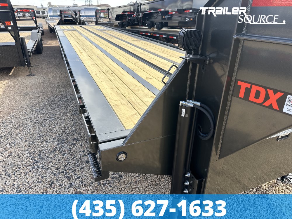 8.5x40 Maxx-D TDX 40' 25.9K Full Tilt Gooseneck