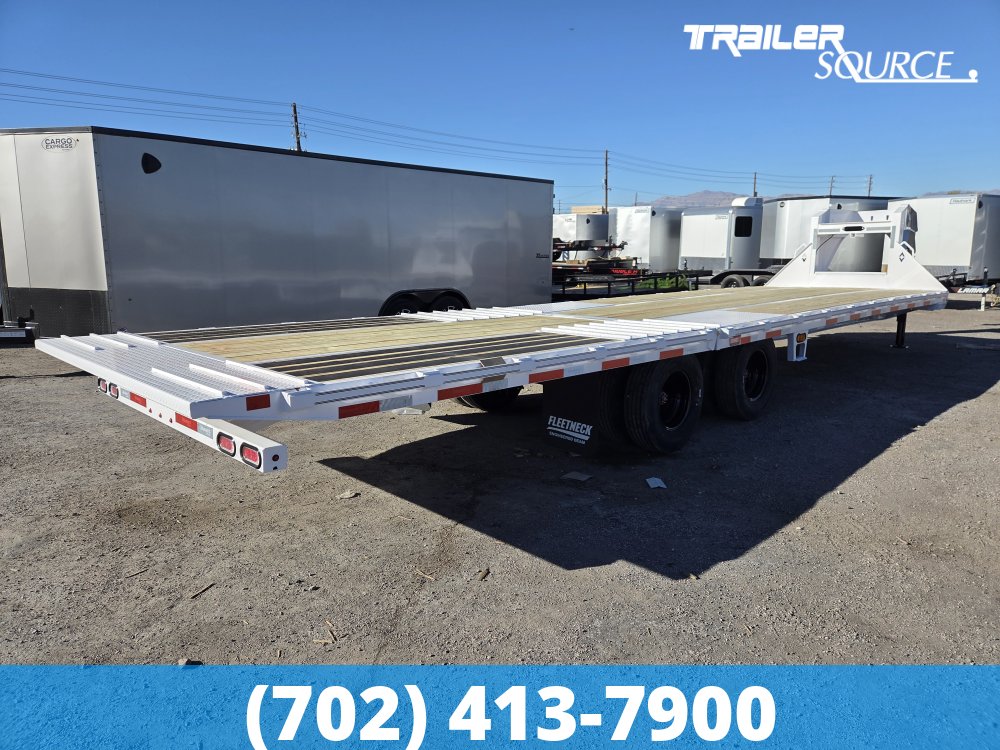 102x32 Diamond C FMAX 212 Equipment