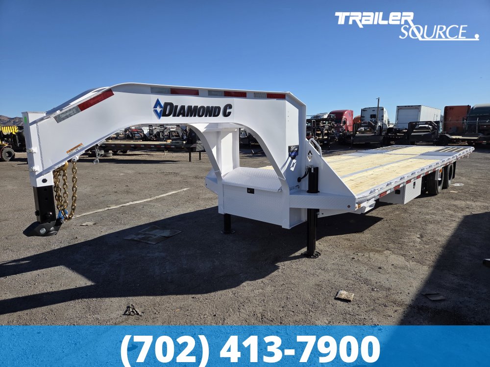 8.5x32 Diamond C FMAX-HDT 212 25.9K Hydraulic Dovetail Gooseneck