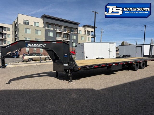 8.5x35 Diamond C FMAX-HDT 210 Gooseneck Hydraulic Dovetail Equipment