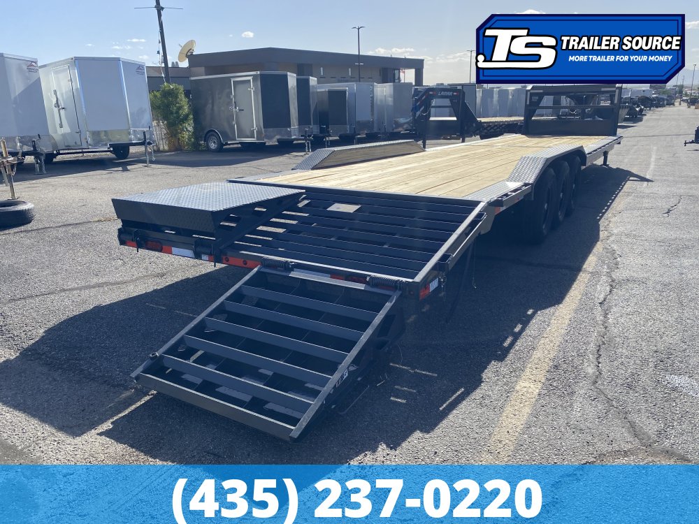 8.5x40 Lamar H8 Gooseneck Wide Body w/ Drive Over Fenders Equipment