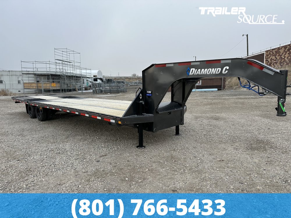 8.5x35 Diamond C FMAX HDT 35' 25K Hydraulic Dovetail Gooseneck