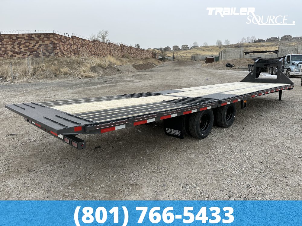 8.5x35 Diamond C FMAX HDT 35' 25K Hydraulic Dovetail Gooseneck