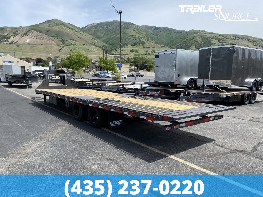 8.5x32 Diamond C FMAX-HDT 212 25.9K Hydraulic Dovetail Gooseneck