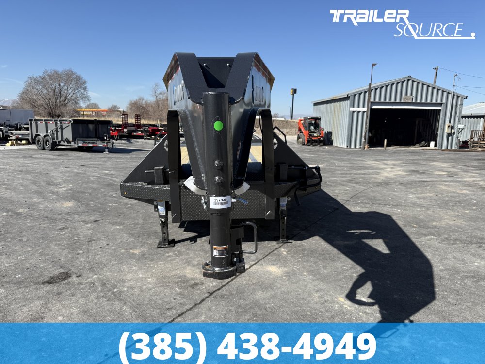 8.5x32 Diamond C FMAX HDT 32' 25.9K Hydraulic Dovetail Gooseneck