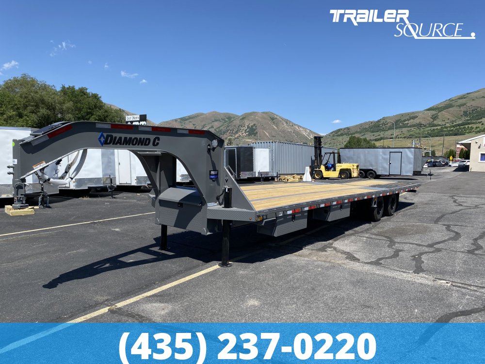 8.5x35 Diamond C FMAX HDT Gooseneck Hydraulic Dovetail 35' 25.9K Hydraulic Dovetail Gooseneck