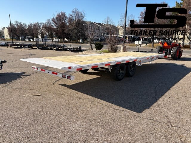 8.5x24 Diamond C DET 207 Deckover Tilt Trailer -  15.5K GVWR - Solar Panel