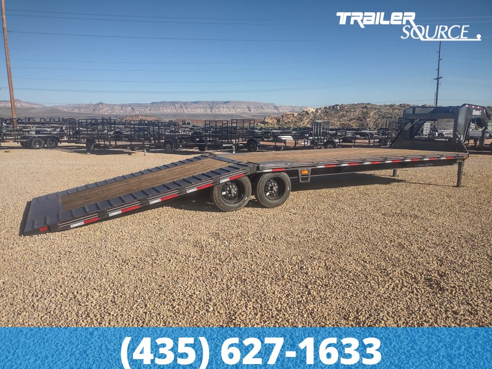 8.5x32 Diamond C Equipment FMAX Hydraulic Dovetail Trailer