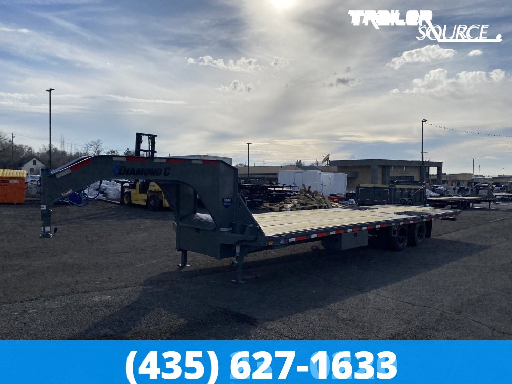 8.5x32 Diamond C FMAX-HDT 210 25K Hydraulic Dovetail Gooseneck