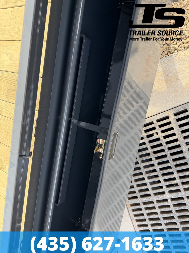 8.5x26 Lamar FA Gooseneck Deckover Tilt Trailer - 21K GVWR -