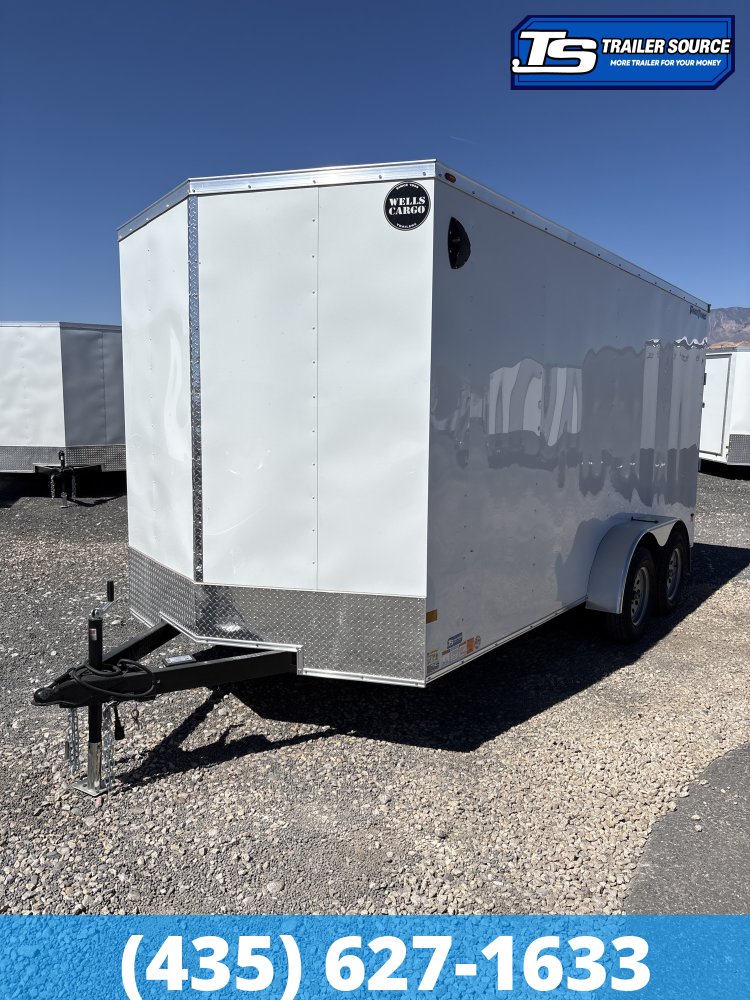 7x16 Wells Cargo Fast Trac Deluxe Enclosed Cargo